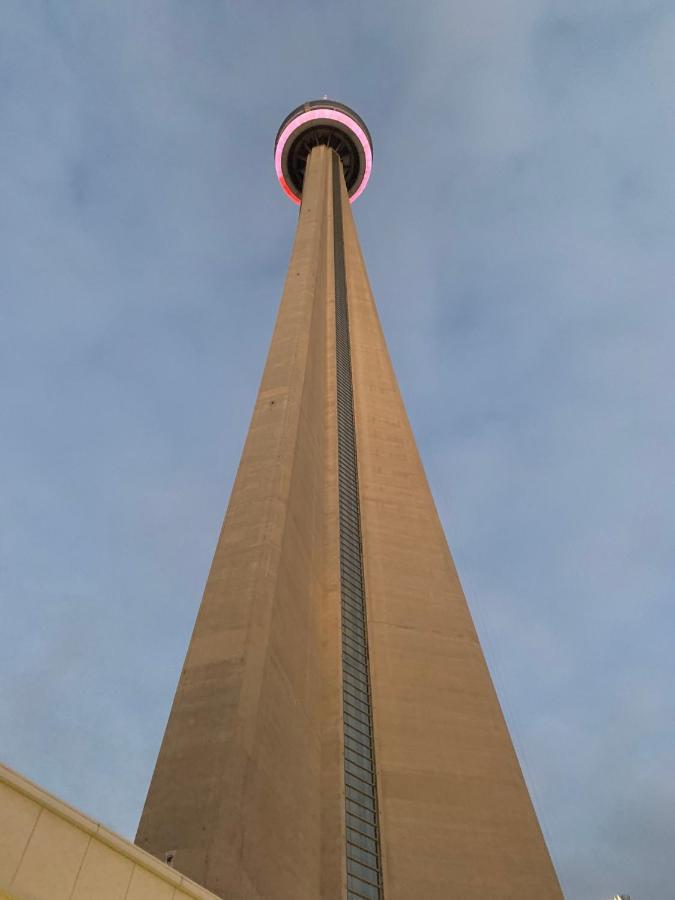 Hotel Big Oasis Studio Near Airport Yyz Toronto Esterno foto