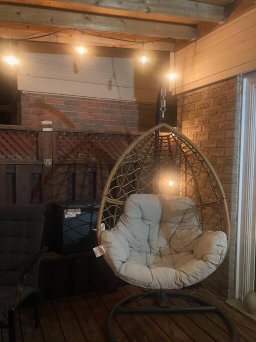Hotel Big Oasis Studio Near Airport Yyz Toronto Esterno foto