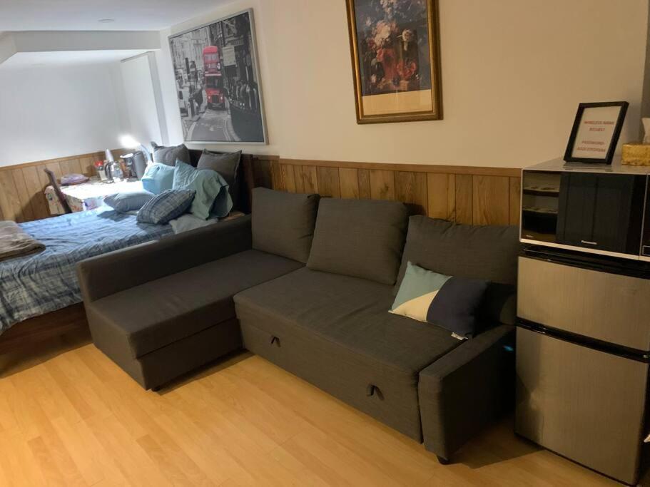 Hotel Big Oasis Studio Near Airport Yyz Toronto Esterno foto